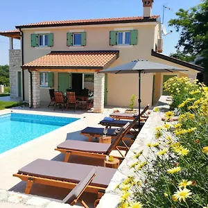  Villa Stella Juricani